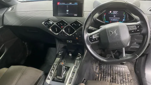 DS DS 3 100kW E-TENSE Bastille 50kWh Auto