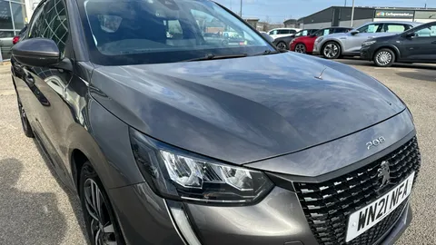 PEUGEOT 208 1.2 PureTech 130 Allure Premium EAT8