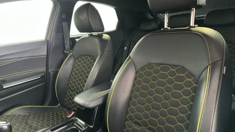 KIA XCEED 1.4T GDi ISG First Edition