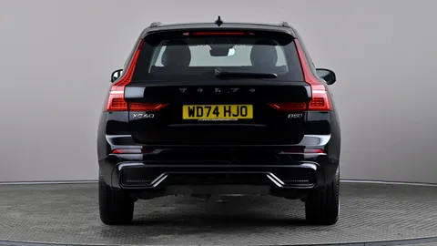 VOLVO XC60 2.0 B5P Plus Dark AWD Geartronic