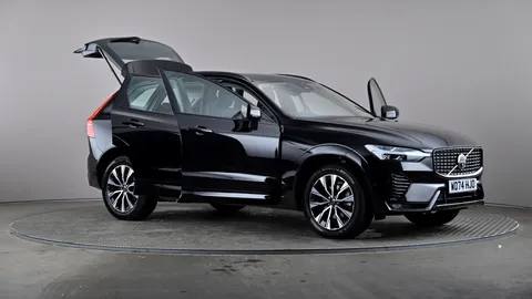 VOLVO XC60 2.0 B5P Plus Dark AWD Geartronic