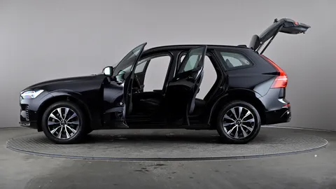 VOLVO XC60 2.0 B5P Plus Dark AWD Geartronic