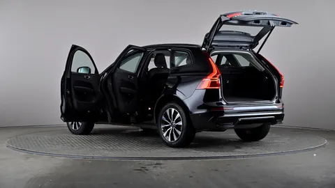 VOLVO XC60 2.0 B5P Plus Dark AWD Geartronic