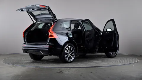 VOLVO XC60 2.0 B5P Plus Dark AWD Geartronic