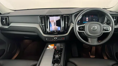 VOLVO XC60 2.0 B5P Plus Dark AWD Geartronic