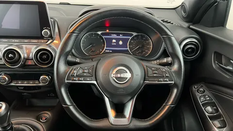 NISSAN JUKE 1.0 DiG-T 114 N-Connecta