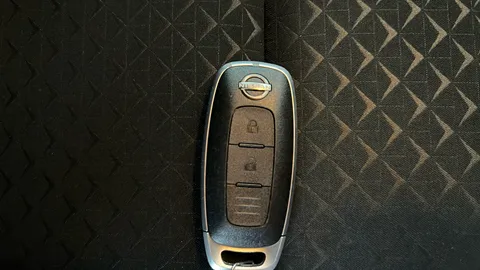 NISSAN JUKE 1.0 DiG-T 114 N-Connecta