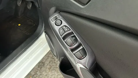 NISSAN JUKE 1.0 DiG-T 114 Visia