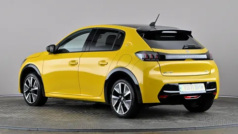 PEUGEOT 208 100kW GT 50kWh Auto