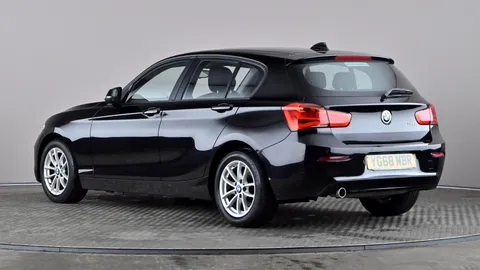 BMW 1 SERIES 118i [1.5] SE Business [Nav/Servotronic]