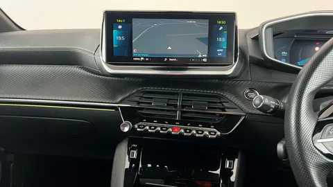 PEUGEOT 208 100kW GT 50kWh Auto