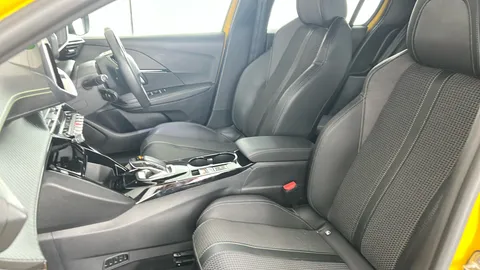 PEUGEOT 208 100kW GT 50kWh Auto