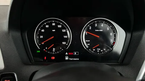 BMW 1 SERIES 118i [1.5] SE Business [Nav/Servotronic]