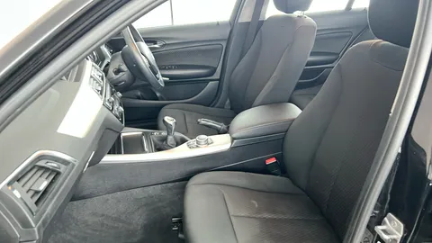 BMW 1 SERIES 118i [1.5] SE Business [Nav/Servotronic]