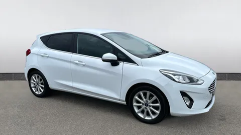 FORD FIESTA 1.0 EcoBoost Hybrid mHEV 125 Titanium