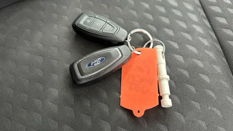 FORD FIESTA 1.0 EcoBoost Hybrid mHEV 125 Titanium