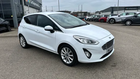 FORD FIESTA 1.0 EcoBoost Hybrid mHEV 125 Titanium