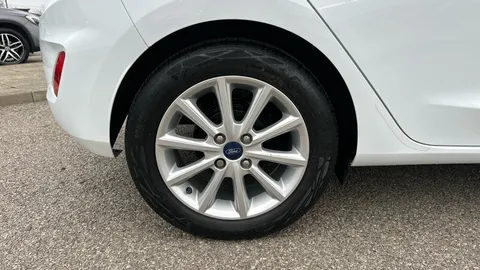 FORD FIESTA 1.0 EcoBoost Hybrid mHEV 125 Titanium