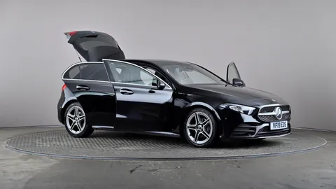 MERCEDES-BENZ A CLASS A200 AMG Line Premium Auto