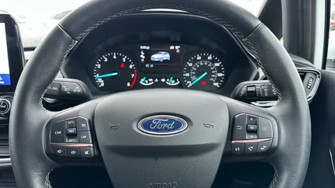 FORD FIESTA 1.0 EcoBoost Hybrid mHEV 125 Titanium