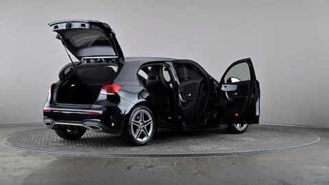 MERCEDES-BENZ A CLASS A200 AMG Line Premium Auto