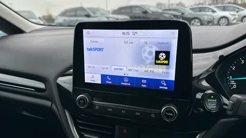 FORD FIESTA 1.0 EcoBoost Hybrid mHEV 125 Titanium