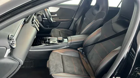 MERCEDES-BENZ A CLASS A200 AMG Line Premium Auto