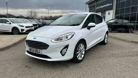 FORD FIESTA 1.0 EcoBoost Hybrid mHEV 125 Titanium