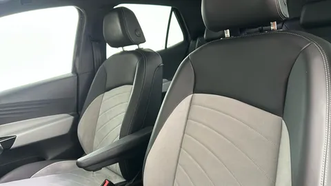 VOLKSWAGEN ID.3 150kW Family Pro Performance 58kWh Auto