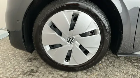 VOLKSWAGEN ID.3 150kW Family Pro Performance 58kWh Auto