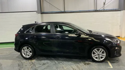 KIA CEED 1.0T GDi ISG 2