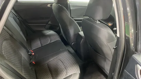 KIA CEED 1.0T GDi ISG 2