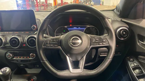 NISSAN JUKE 1.0 DiG-T 114 N-Connecta