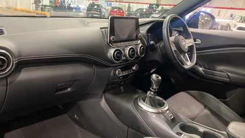 NISSAN JUKE 1.0 DiG-T 114 N-Connecta