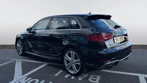 AUDI A3 1.5 TFSI S Line