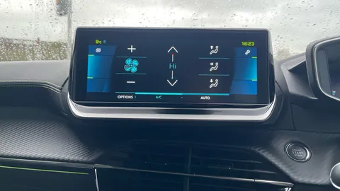 PEUGEOT 208 100kW GT 50kWh Auto