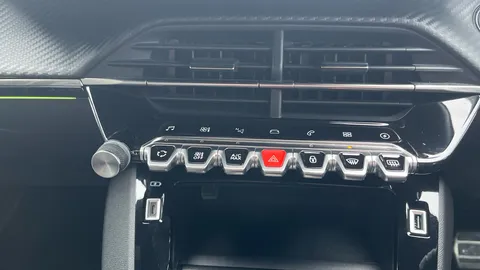 PEUGEOT 208 100kW GT 50kWh Auto