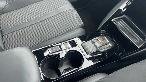 PEUGEOT 208 100kW GT 50kWh Auto