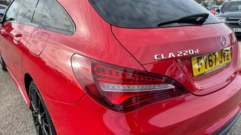 MERCEDES-BENZ CLA CLA 220d AMG Line Tip Auto