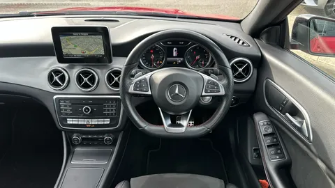 MERCEDES-BENZ CLA CLA 220d AMG Line Tip Auto