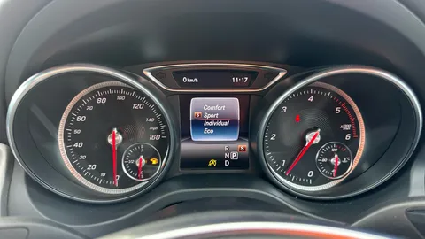 MERCEDES-BENZ CLA CLA 220d AMG Line Tip Auto