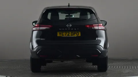 NISSAN QASHQAI 1.3 DiG-T MH Acenta Premium