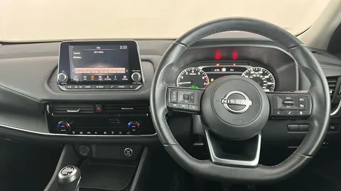 NISSAN QASHQAI 1.3 DiG-T MH Acenta Premium