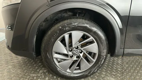 NISSAN QASHQAI 1.3 DiG-T MH Acenta Premium
