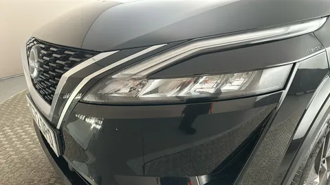 NISSAN QASHQAI 1.3 DiG-T MH Acenta Premium