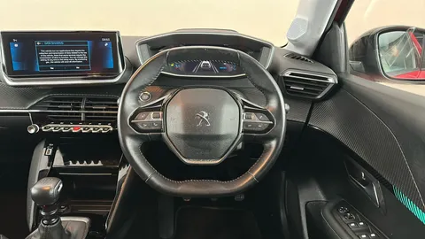 PEUGEOT 208 1.2 PureTech 100 Allure