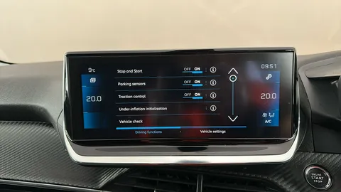 PEUGEOT 208 1.2 PureTech 100 Allure