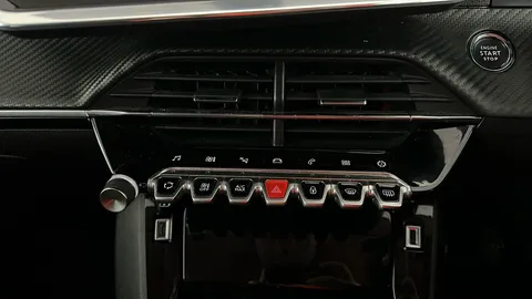 PEUGEOT 208 1.2 PureTech 100 Allure