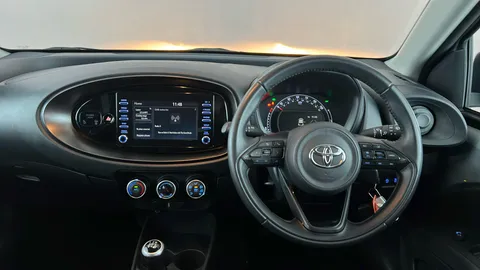 TOYOTA AYGO X 1.0 VVT-i Pure