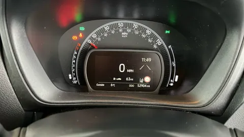 TOYOTA AYGO X 1.0 VVT-i Pure